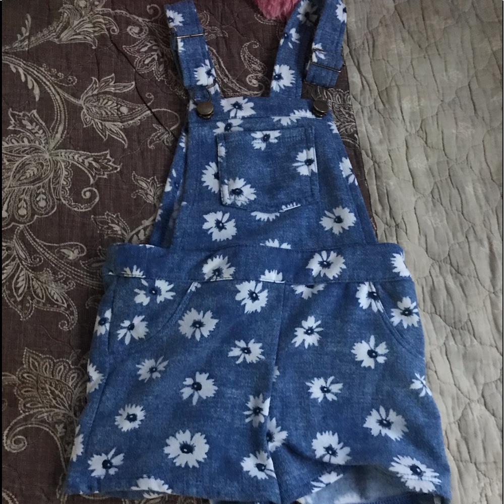 Daisy overalls